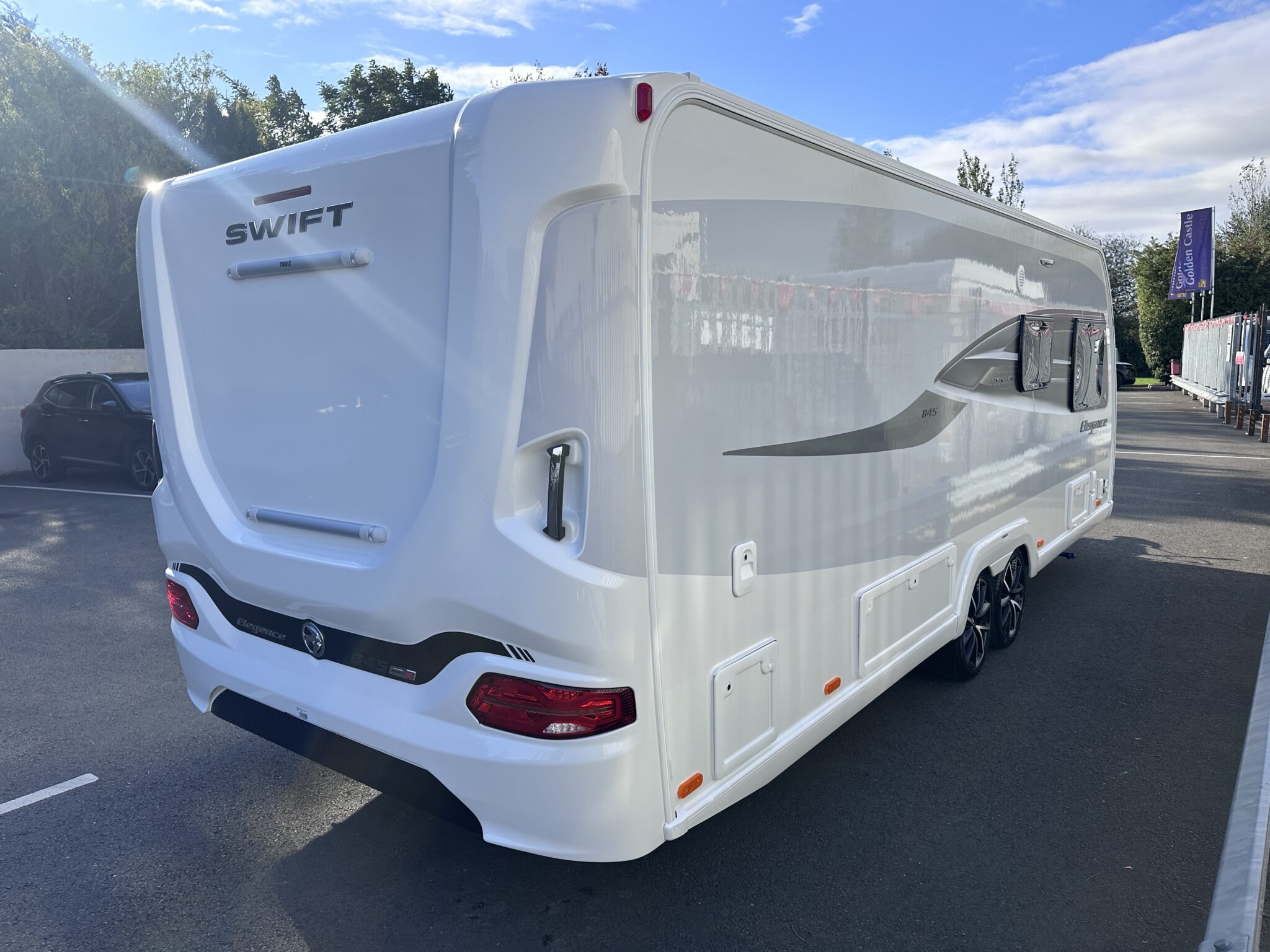 Swift Elegance Grande 845 — 2027 Season - Image 10