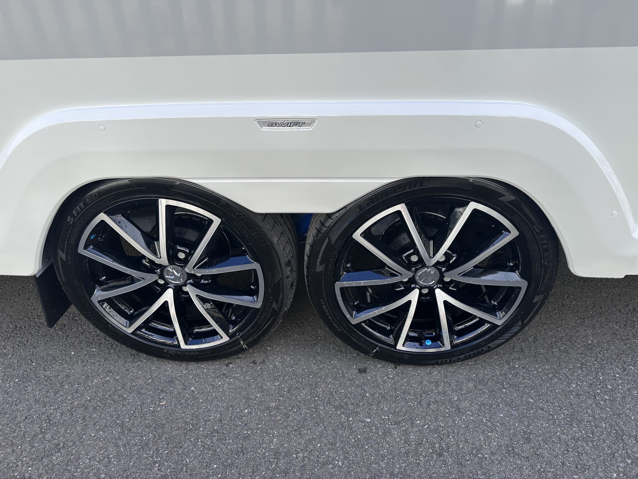 Swift Elegance Grande 845 — 2027 Season - Image 25