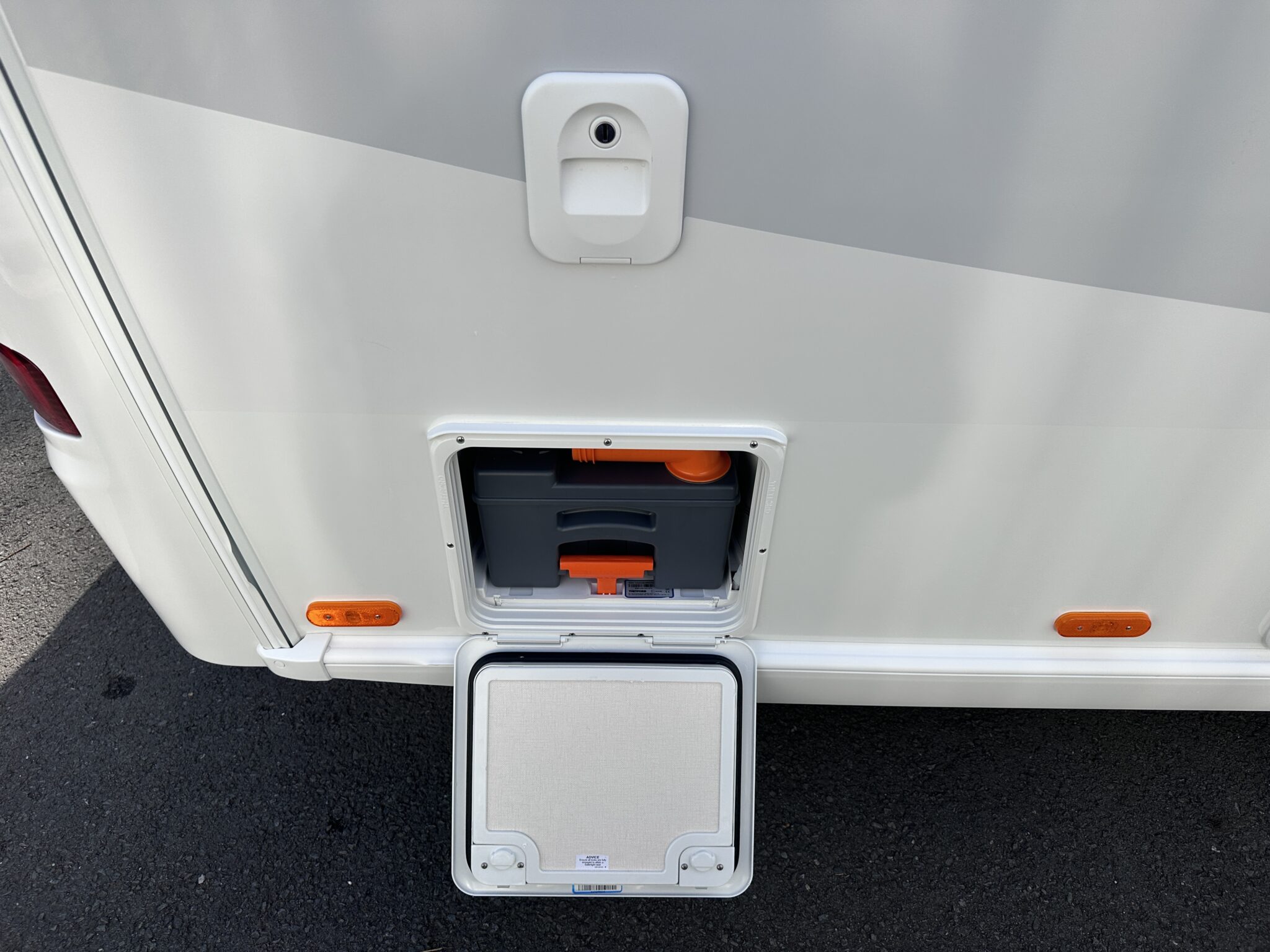 Swift Elegance Grande 845 — 2027 Season - Image 27