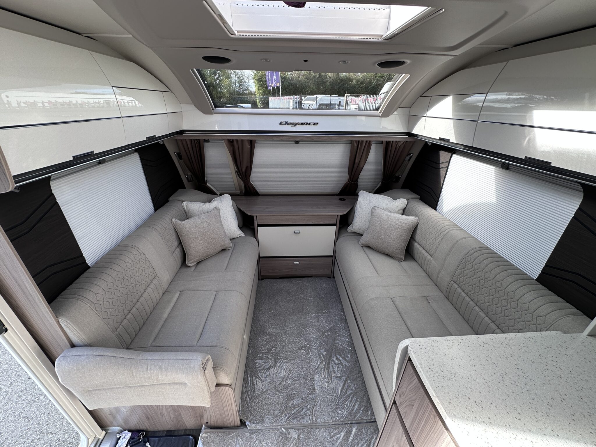 Swift Elegance Grande 845 — 2027 Season - Image 32