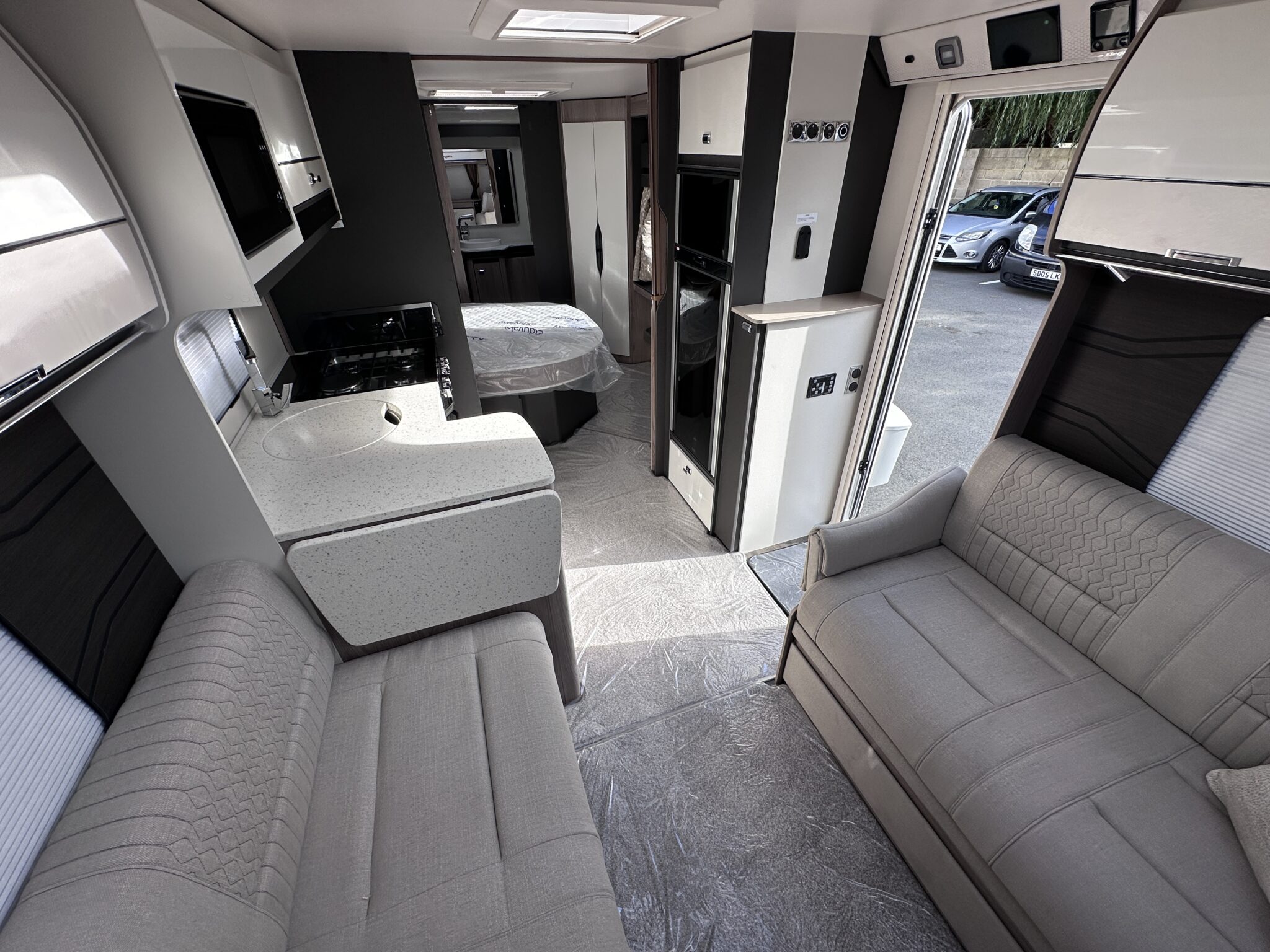 Swift Elegance Grande 845 — 2027 Season - Image 36