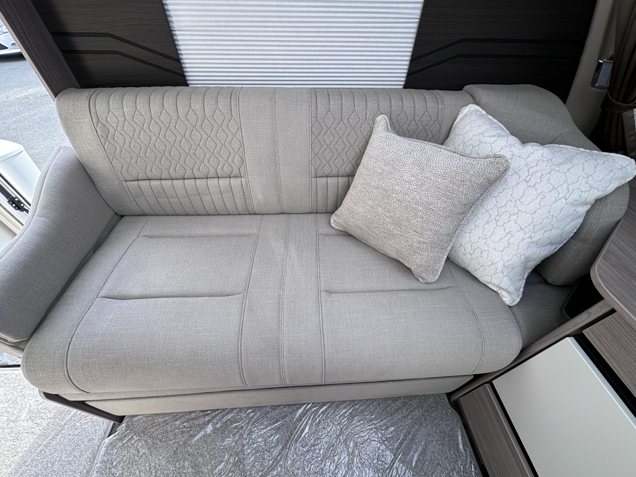 Swift Elegance Grande 845 — 2027 Season - Image 40