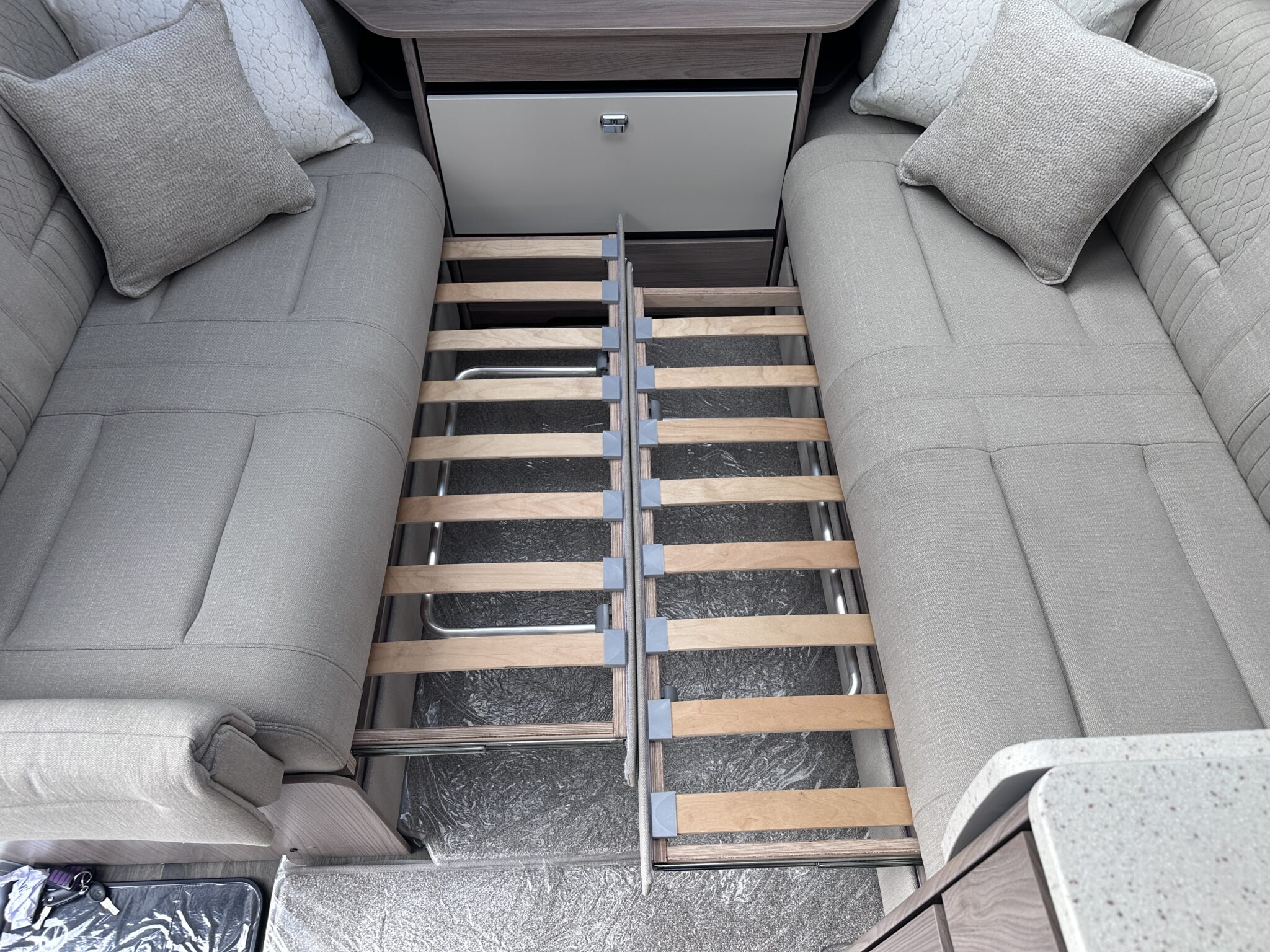 Swift Elegance Grande 845 — 2027 Season - Image 55