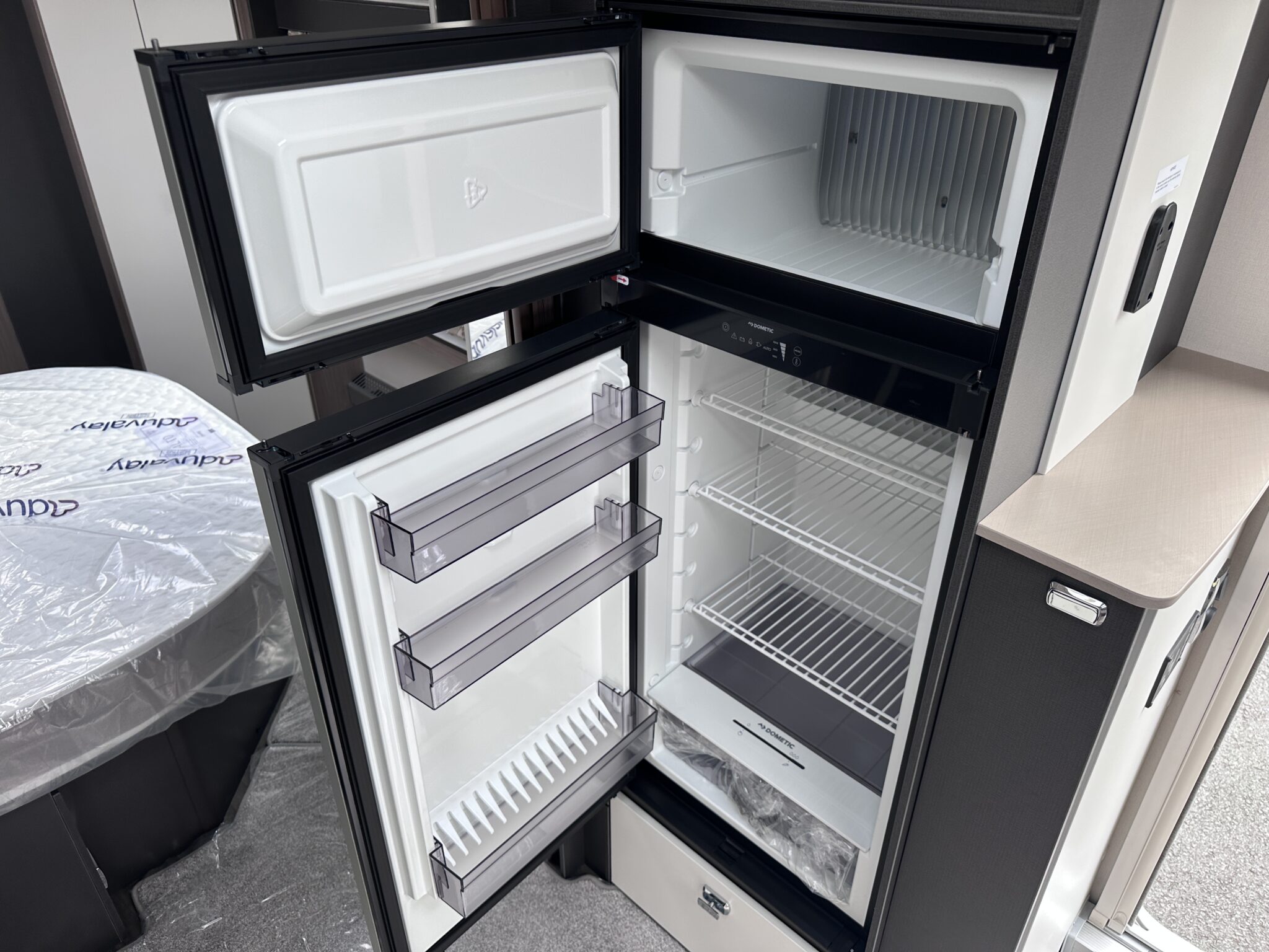 Swift Elegance Grande 845 — 2027 Season - Image 61