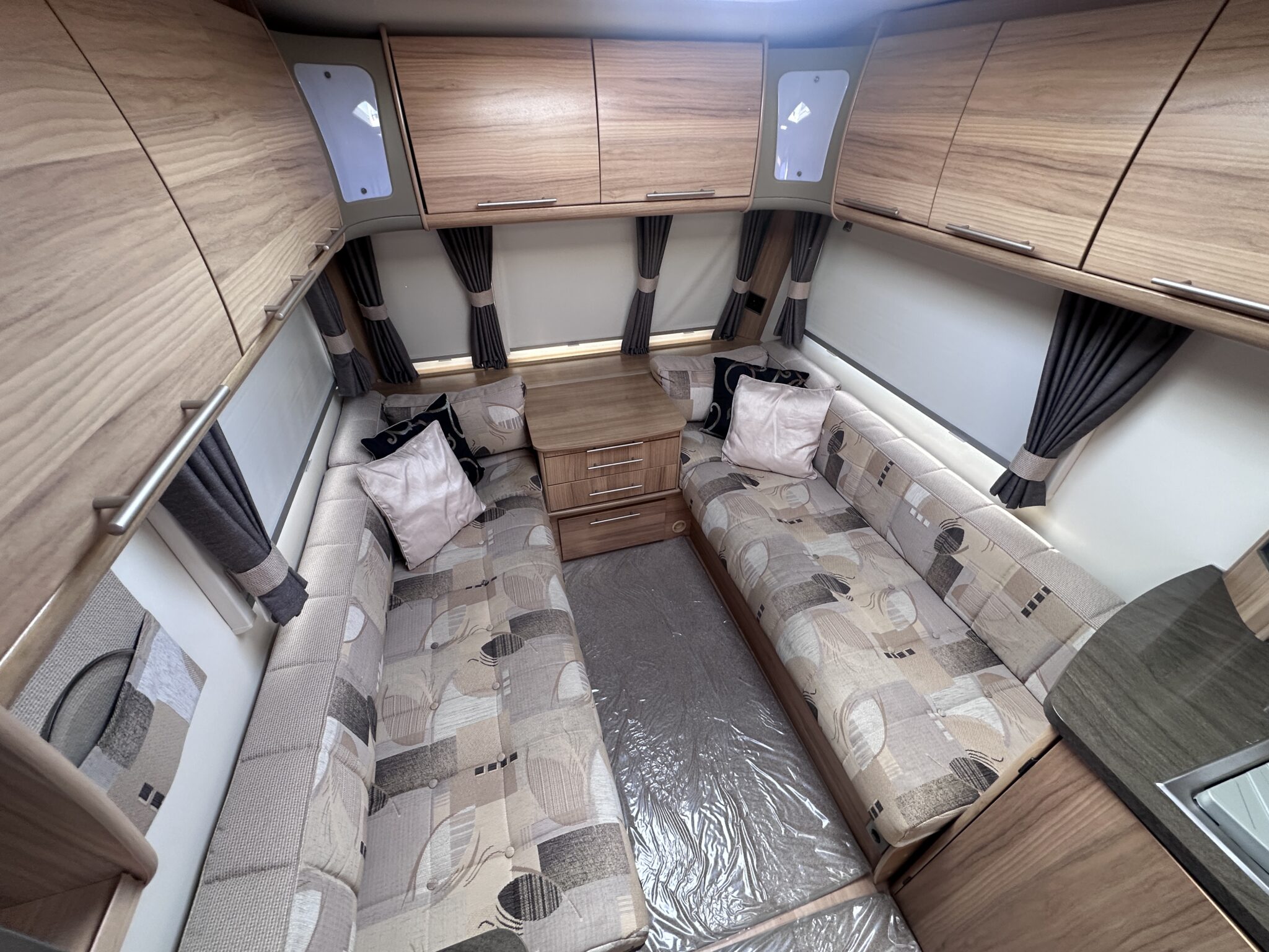 Bailey Olympus II 460-2 – 2013 Caravan - Image 26