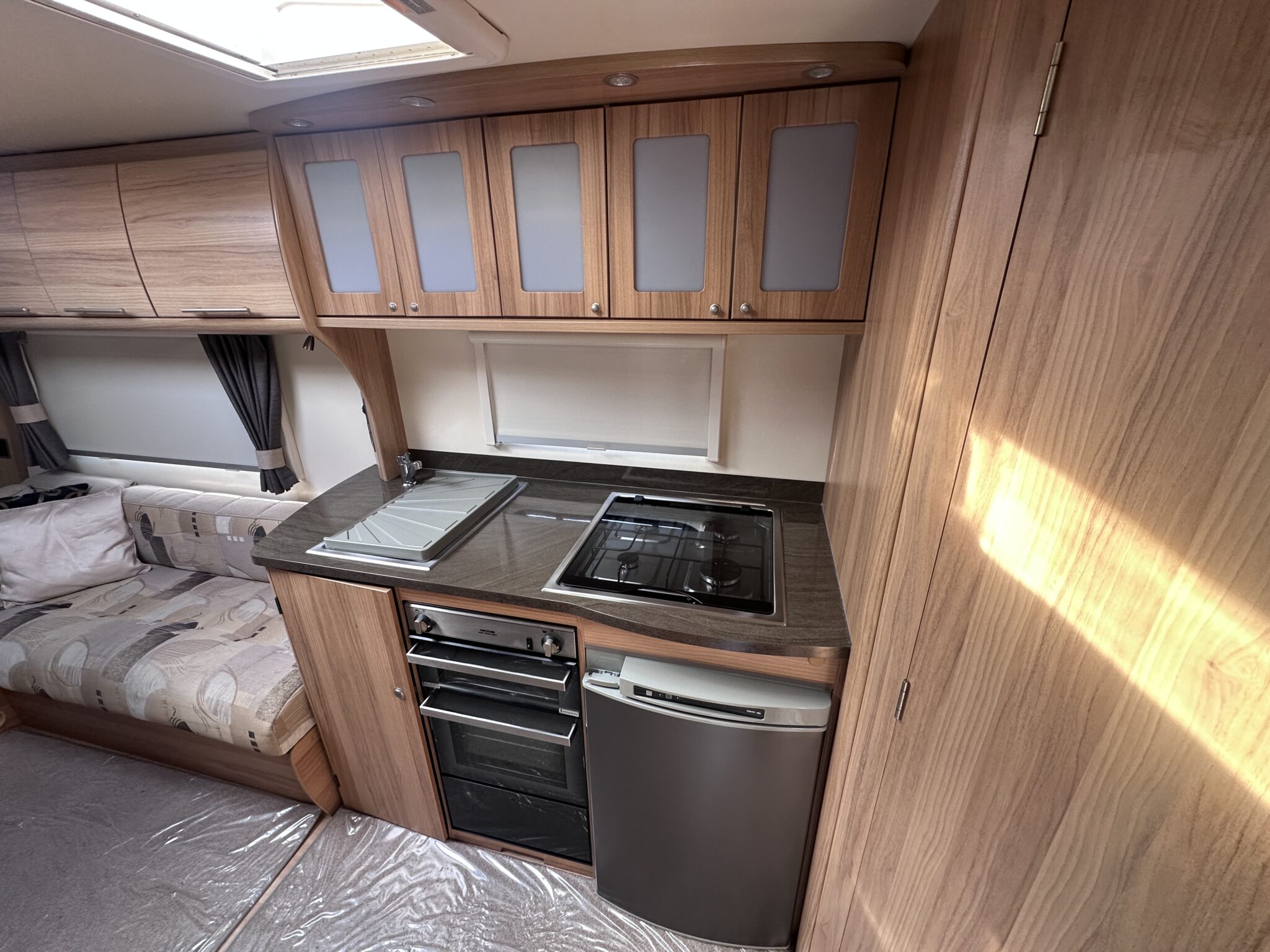 Bailey Olympus II 460-2 – 2013 Caravan - Image 27