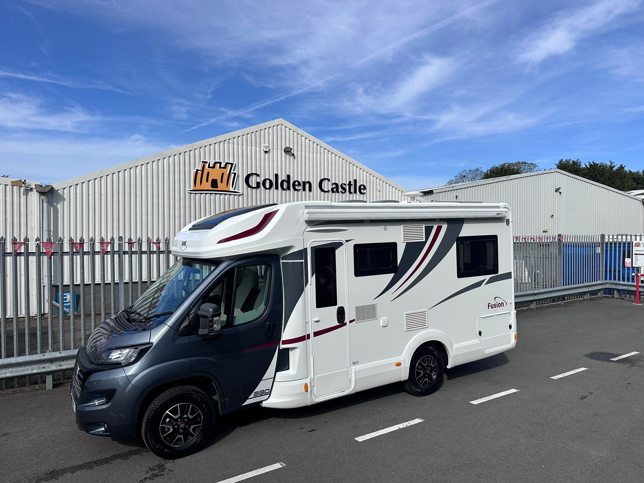 McLouis Fusion 330 – 2024 Motorhome