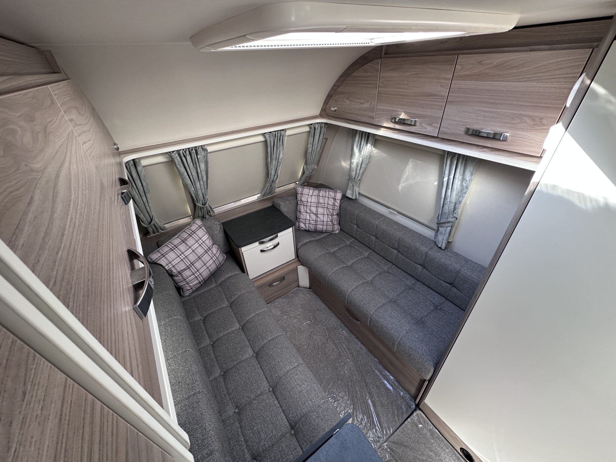Swift Sprite Compact – 2023 Caravan - Image 23