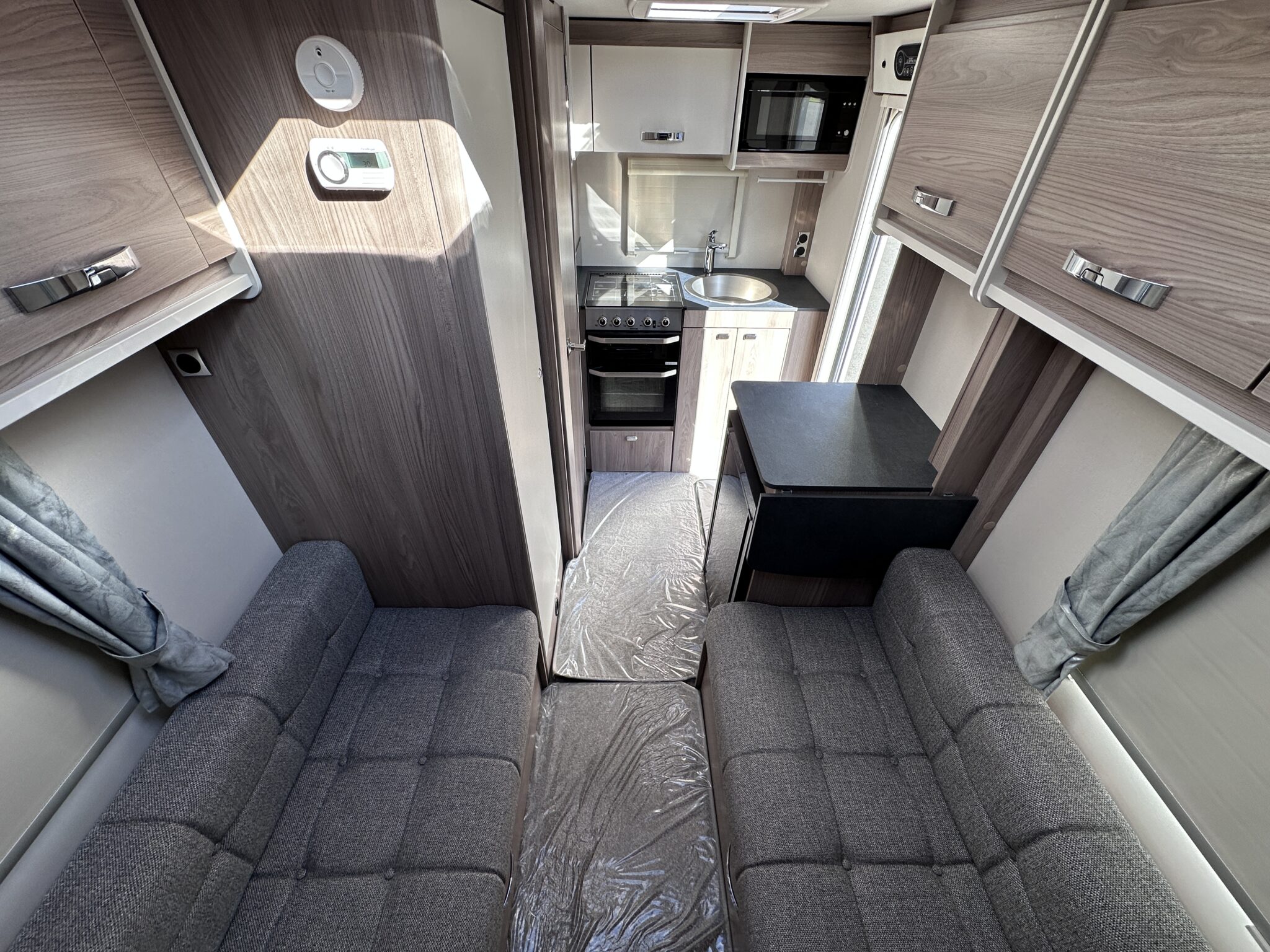 Swift Sprite Compact – 2023 Caravan - Image 24