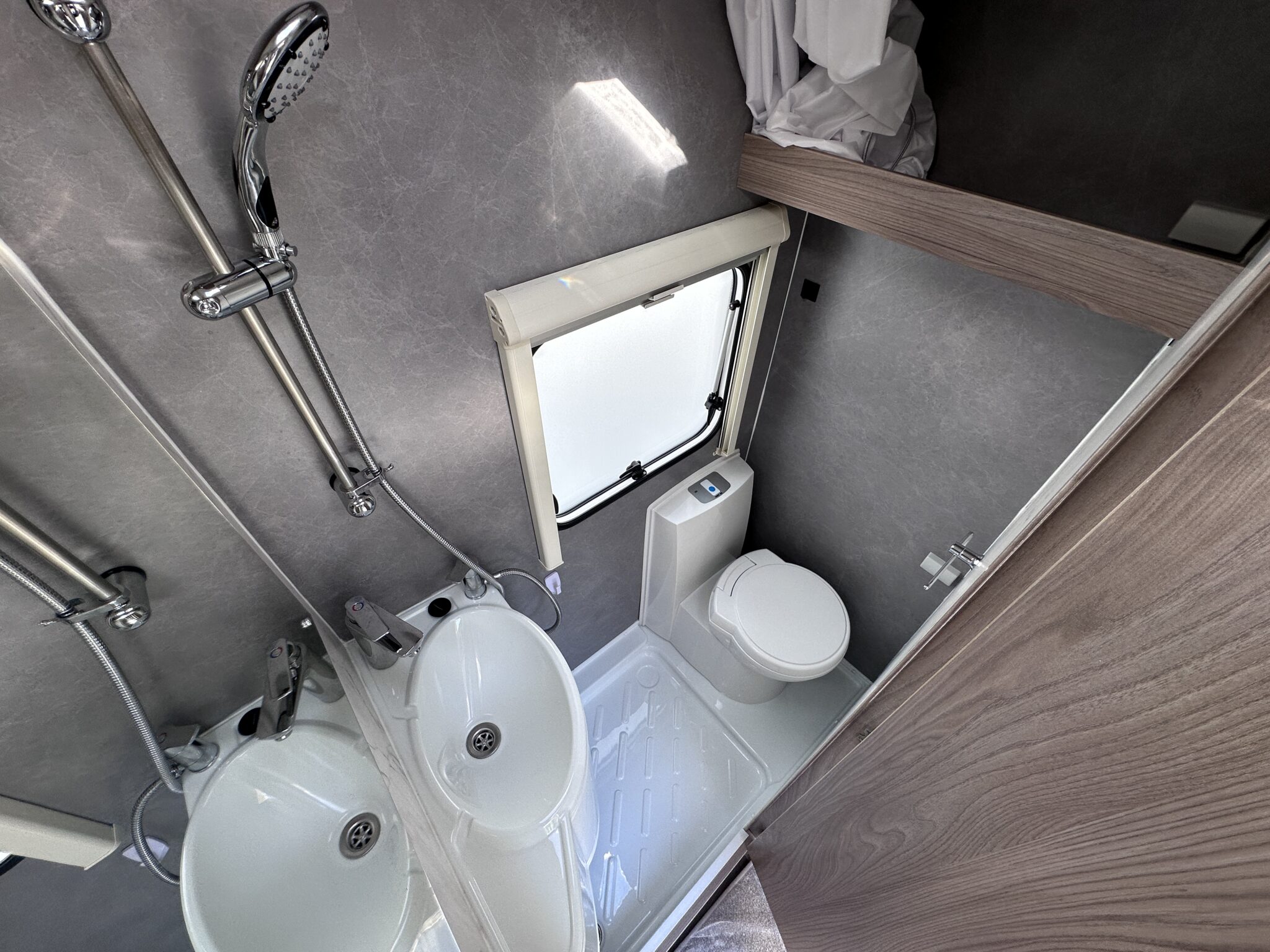 Swift Sprite Compact – 2023 Caravan - Image 29