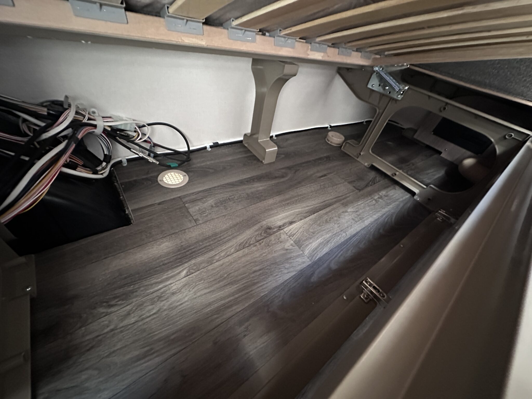 Swift Sprite Compact – 2023 Caravan - Image 43