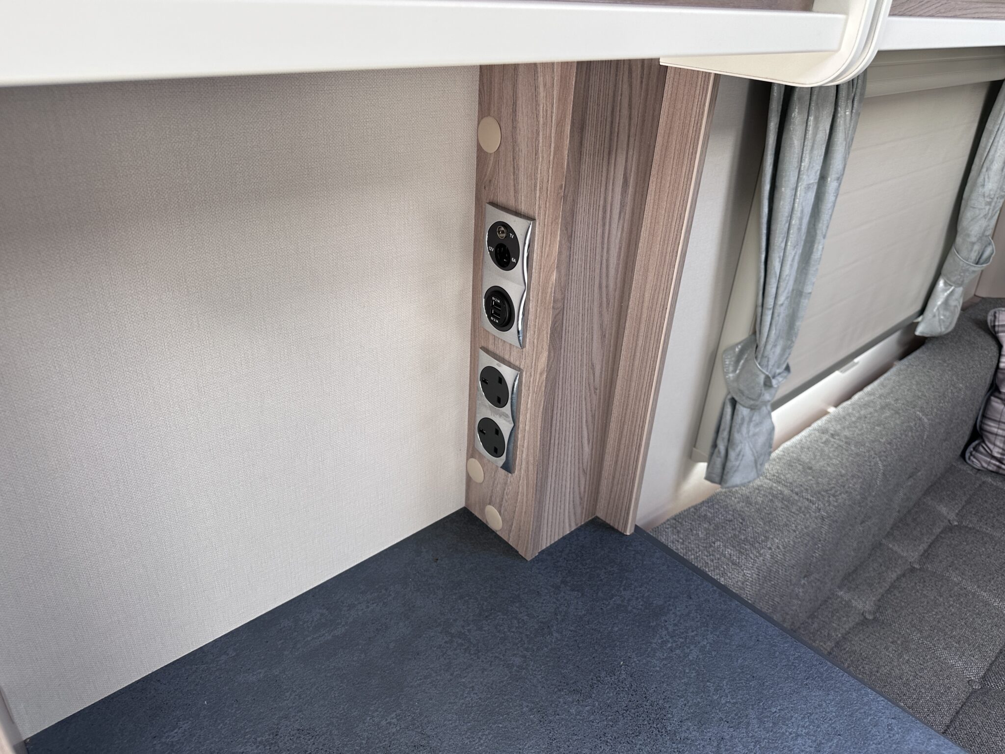 Swift Sprite Compact – 2023 Caravan - Image 47