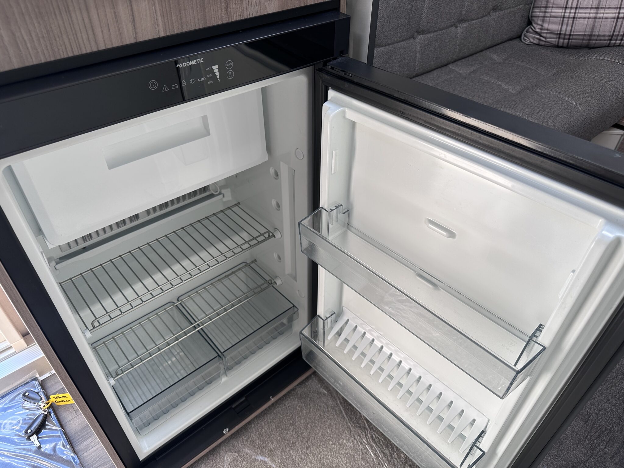 Swift Sprite Compact – 2023 Caravan - Image 48