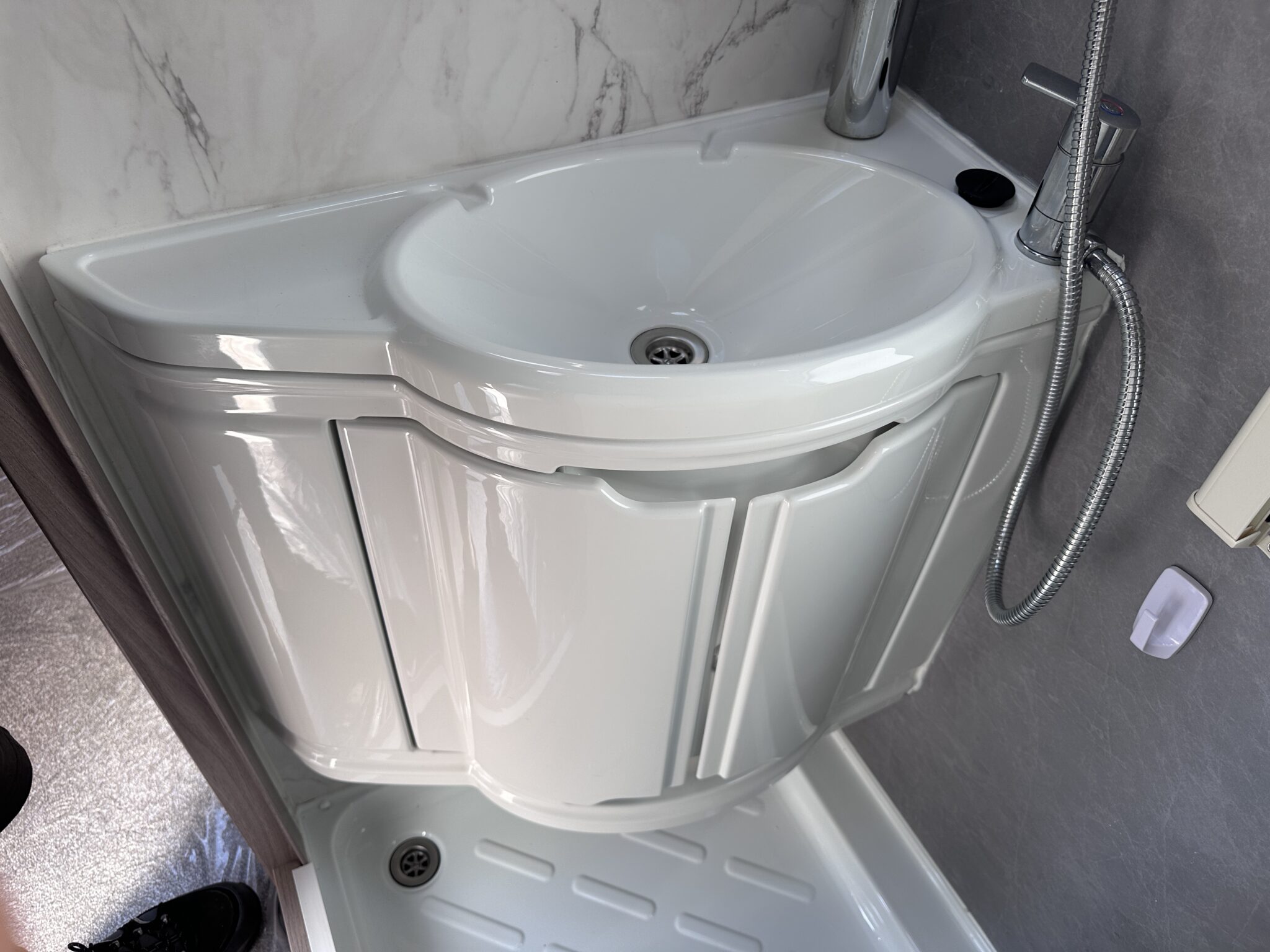 Swift Sprite Compact – 2023 Caravan - Image 70