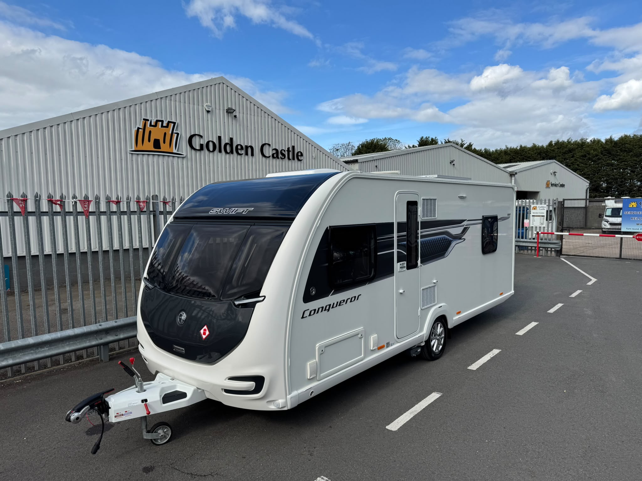 Swift Conqueror 560 – 2022 Caravan