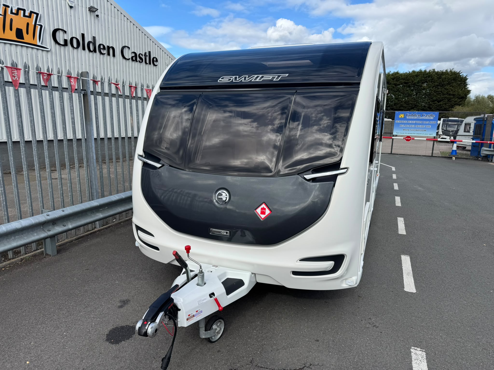 Swift Conqueror 560 – 2022 Caravan - Image 12