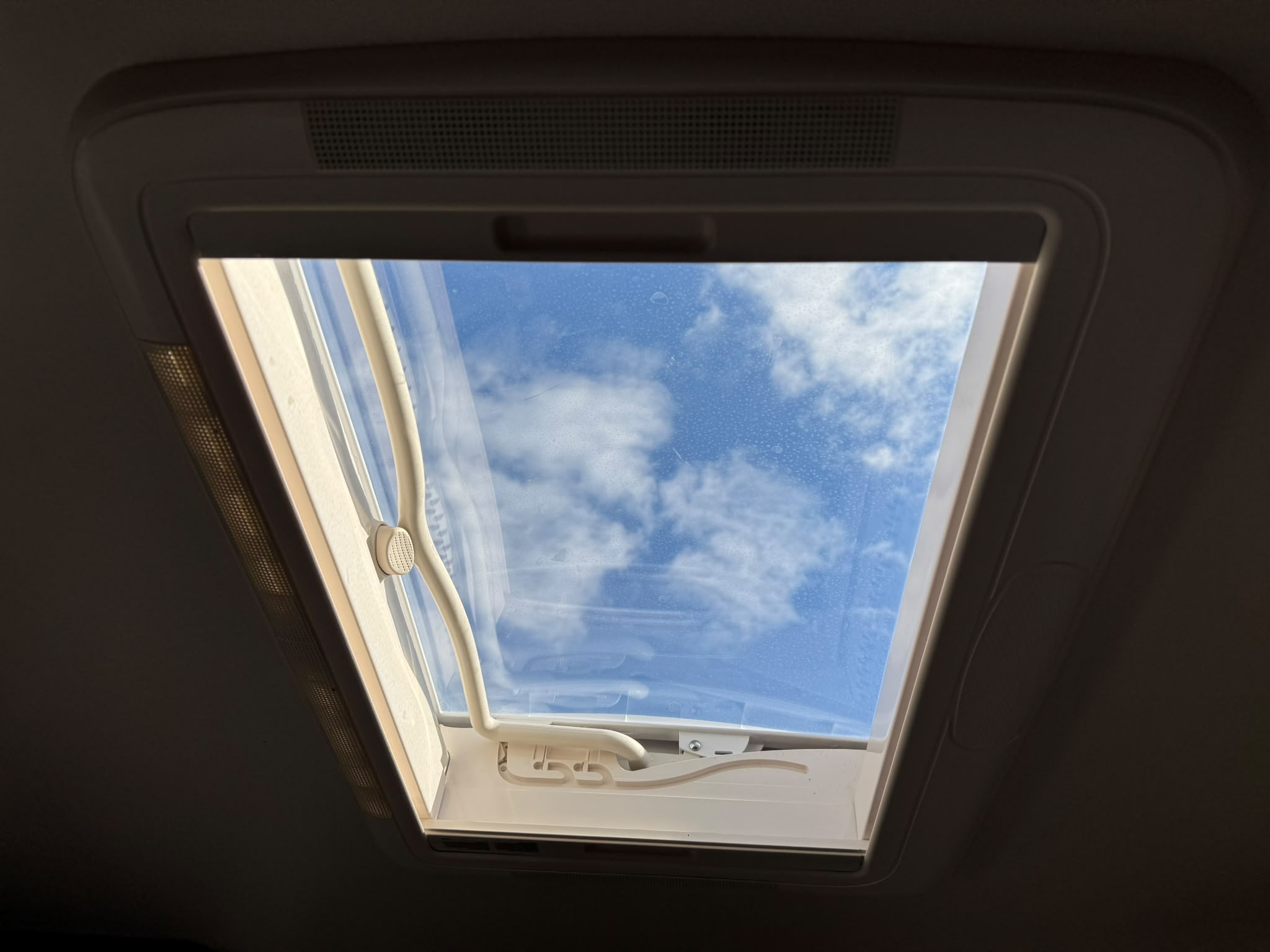 Swift Conqueror 560 – 2022 Caravan - Image 99